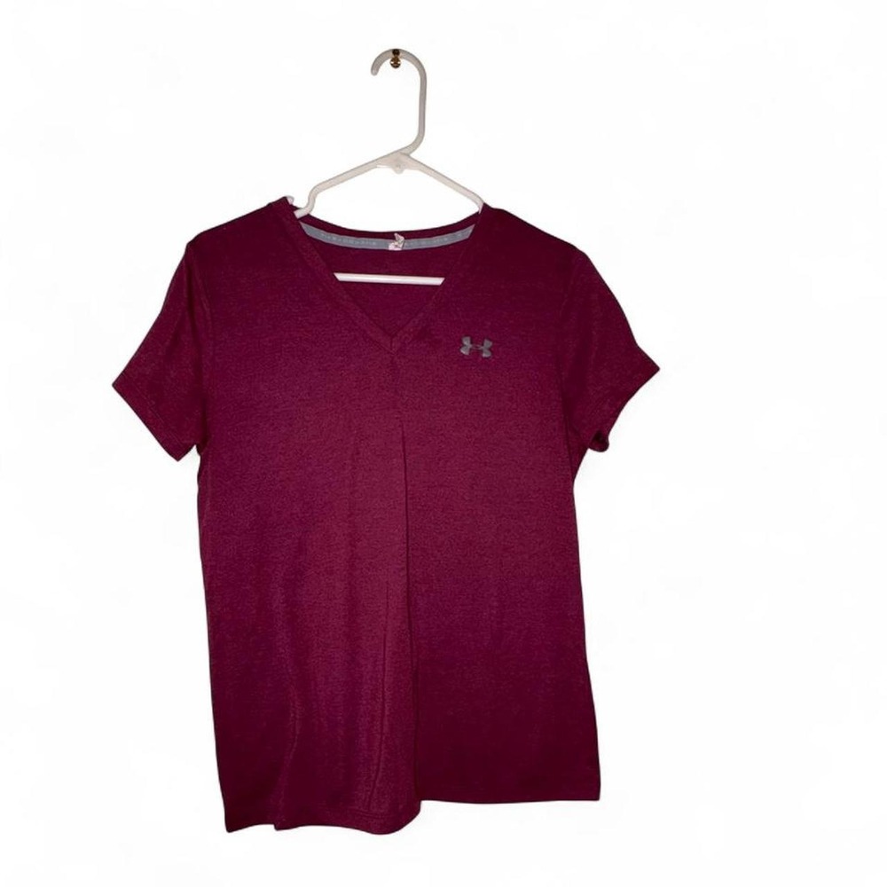 Under Armour burgundy v-neck t-shirt in a M